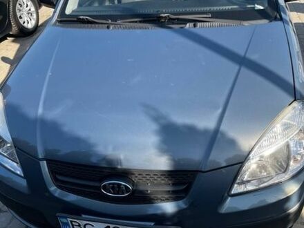 Серый Киа Рио, объемом двигателя 1.4 л и пробегом 221 тыс. км за 3500 $, фото 1 на Automoto.ua