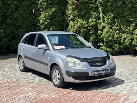 Киа Рио 2009 в Белой Церкве на Automoto.ua Серый Киа Рио, объемом двигателя 1.4 л и пробегом 174 тыс. км за 3999 $, фото 1 на Automoto.ua