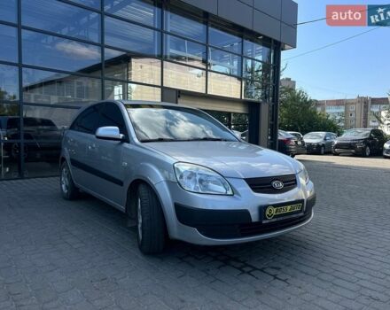 Серый Киа Рио, объемом двигателя 1.4 л и пробегом 135 тыс. км за 5800 $, фото 1 на Automoto.ua