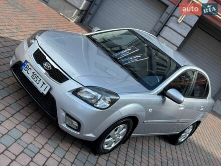 Серый Киа Рио, объемом двигателя 1.4 л и пробегом 227 тыс. км за 6850 $, фото 1 на Automoto.ua