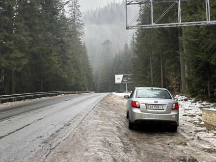 Сірий Кіа Ріо, об'ємом двигуна 1.49 л та пробігом 190 тис. км за 3500 $, фото 1 на Automoto.ua