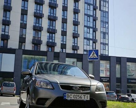 Серый Киа Рио, объемом двигателя 1.4 л и пробегом 213 тыс. км за 4999 $, фото 1 на Automoto.ua