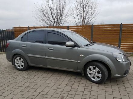 Серый Киа Рио, объемом двигателя 0 л и пробегом 183 тыс. км за 5900 $, фото 1 на Automoto.ua