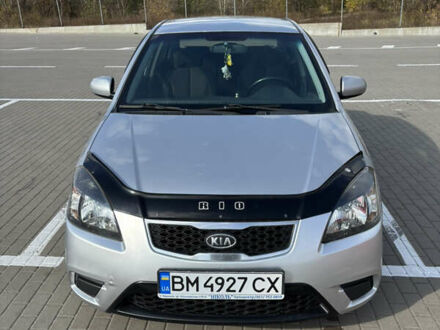 Киа Рио 2011 в Сумах на Automoto.ua Серый Киа Рио, объемом двигателя 1.4 л и пробегом 167 тыс. км за 5800 $, фото 1 на Automoto.ua