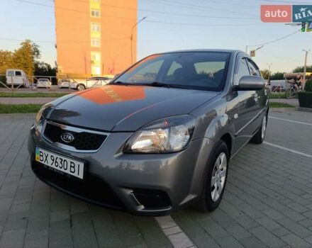 Сірий Кіа Ріо, об'ємом двигуна 1.4 л та пробігом 199 тис. км за 5900 $, фото 1 на Automoto.ua