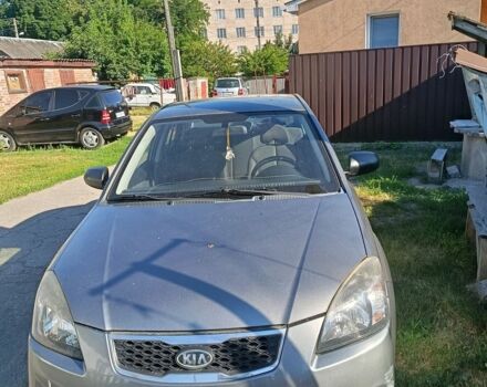 Сірий Кіа Ріо, об'ємом двигуна 1.4 л та пробігом 160 тис. км за 4800 $, фото 1 на Automoto.ua