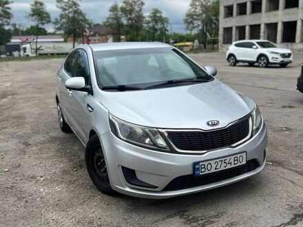 Сірий Кіа Ріо, об'ємом двигуна 1.4 л та пробігом 257 тис. км за 5600 $, фото 1 на Automoto.ua