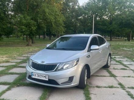 Сірий Кіа Ріо, об'ємом двигуна 1.4 л та пробігом 172 тис. км за 5800 $, фото 1 на Automoto.ua