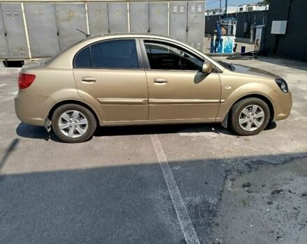 Серый Киа Рио, объемом двигателя 0 л и пробегом 42 тыс. км за 6000 $, фото 1 на Automoto.ua