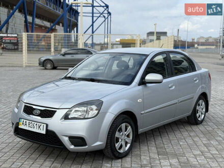 Киа Рио 2011 в Харькове на Automoto.ua Серый Киа Рио, объемом двигателя 1.4 л и пробегом 172 тыс. км за 4950 $, фото 1 на Automoto.ua