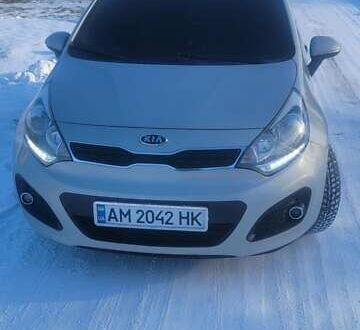 Серый Киа Рио, объемом двигателя 1.12 л и пробегом 208 тыс. км за 6600 $, фото 1 на Automoto.ua