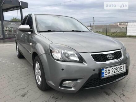 Кіа Ріо 2011 у Києві на Automoto.ua Сірий Кіа Ріо, об'ємом двигуна 0 л та пробігом 143 тис. км за 7200 $, фото 1 на Automoto.ua