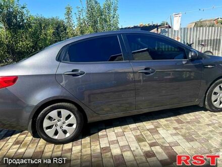 Сірий Кіа Ріо, об'ємом двигуна 1.4 л та пробігом 153 тис. км за 6000 $, фото 1 на Automoto.ua