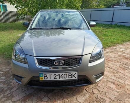Серый Киа Рио, объемом двигателя 1.4 л и пробегом 160 тыс. км за 5110 $, фото 1 на Automoto.ua