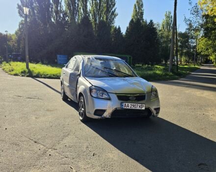 Серый Киа Рио, объемом двигателя 1.4 л и пробегом 56 тыс. км за 1255 $, фото 1 на Automoto.ua