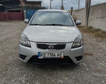 Сірий Кіа Ріо, об'ємом двигуна 1.6 л та пробігом 182 тис. км за 6500 $, фото 1 на Automoto.ua