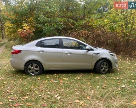 Сірий Кіа Ріо, об'ємом двигуна 1.4 л та пробігом 224 тис. км за 5300 $, фото 1 на Automoto.ua