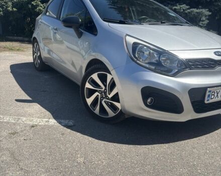 Серый Киа Рио, объемом двигателя 1.1 л и пробегом 230 тыс. км за 6500 $, фото 1 на Automoto.ua
