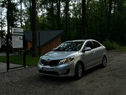 Сірий Кіа Ріо, об'ємом двигуна 1.4 л та пробігом 165 тис. км за 7200 $, фото 1 на Automoto.ua