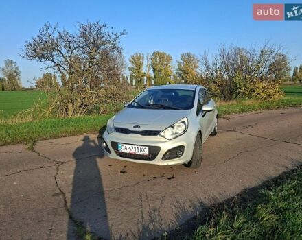 Серый Киа Рио, объемом двигателя 1.12 л и пробегом 225 тыс. км за 4899 $, фото 1 на Automoto.ua