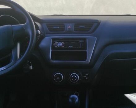 Сірий Кіа Ріо, об'ємом двигуна 1.4 л та пробігом 80 тис. км за 7000 $, фото 1 на Automoto.ua