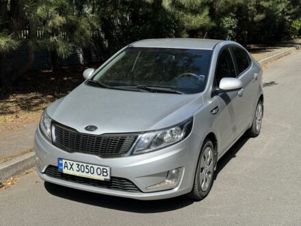 Серый Киа Рио, объемом двигателя 1.4 л и пробегом 94 тыс. км за 8792 $, фото 1 на Automoto.ua