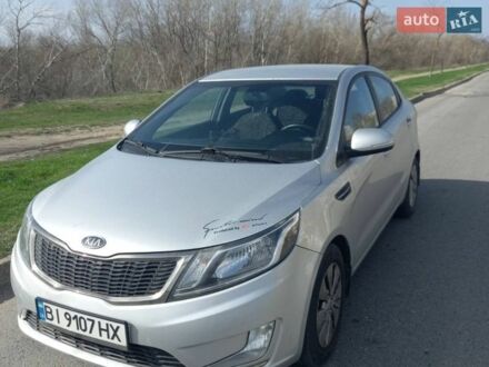 Серый Киа Рио, объемом двигателя 1.59 л и пробегом 180 тыс. км за 8000 $, фото 1 на Automoto.ua