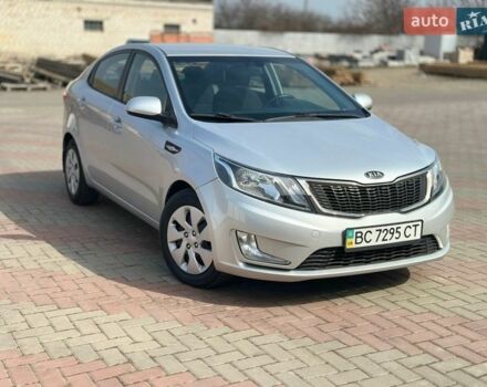 Сірий Кіа Ріо, об'ємом двигуна 1.6 л та пробігом 128 тис. км за 9350 $, фото 1 на Automoto.ua