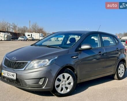 Сірий Кіа Ріо, об'ємом двигуна 1.4 л та пробігом 80 тис. км за 8200 $, фото 1 на Automoto.ua
