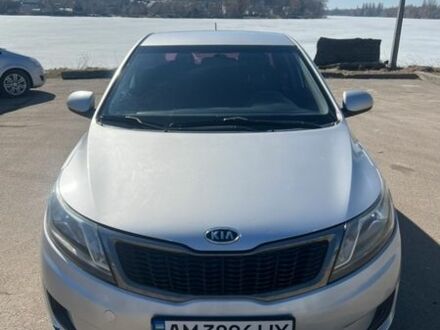 Серый Киа Рио, объемом двигателя 1.4 л и пробегом 247 тыс. км за 6400 $, фото 1 на Automoto.ua