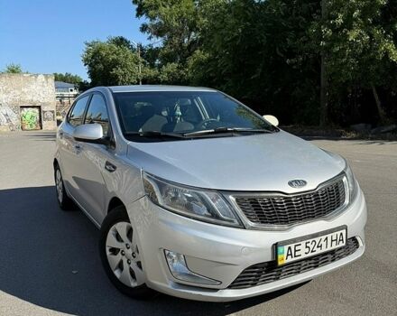 Серый Киа Рио, объемом двигателя 1.6 л и пробегом 125 тыс. км за 8000 $, фото 1 на Automoto.ua