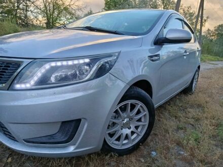 Серый Киа Рио, объемом двигателя 1.4 л и пробегом 250 тыс. км за 6700 $, фото 1 на Automoto.ua