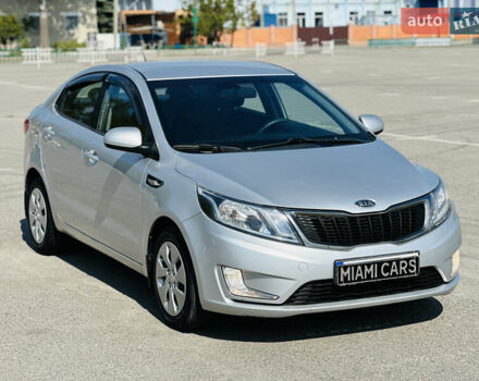 Сірий Кіа Ріо, об'ємом двигуна 1.6 л та пробігом 147 тис. км за 8800 $, фото 1 на Automoto.ua