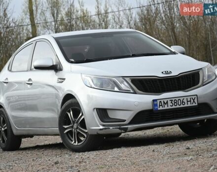 Серый Киа Рио, объемом двигателя 1.4 л и пробегом 247 тыс. км за 5800 $, фото 1 на Automoto.ua