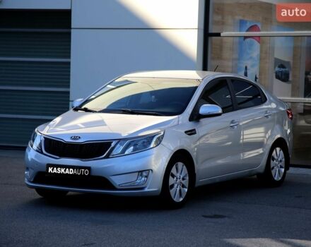 Серый Киа Рио, объемом двигателя 1.59 л и пробегом 225 тыс. км за 7800 $, фото 1 на Automoto.ua