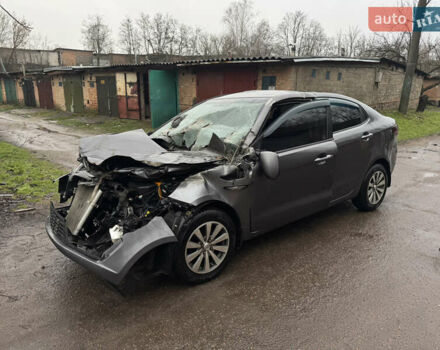 Серый Киа Рио, объемом двигателя 1.4 л и пробегом 250 тыс. км за 1950 $, фото 1 на Automoto.ua