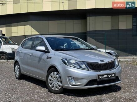 Сірий Кіа Ріо, об'ємом двигуна 1.4 л та пробігом 62 тис. км за 7690 $, фото 1 на Automoto.ua