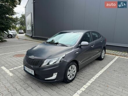 Серый Киа Рио, объемом двигателя 1.59 л и пробегом 180 тыс. км за 4900 $, фото 1 на Automoto.ua