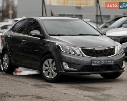 Серый Киа Рио, объемом двигателя 1.59 л и пробегом 180 тыс. км за 7300 $, фото 1 на Automoto.ua
