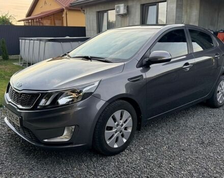 Сірий Кіа Ріо, об'ємом двигуна 1.59 л та пробігом 73 тис. км за 8299 $, фото 1 на Automoto.ua