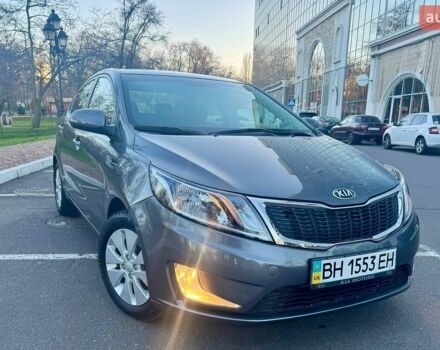 Серый Киа Рио, объемом двигателя 1.59 л и пробегом 105 тыс. км за 9000 $, фото 1 на Automoto.ua