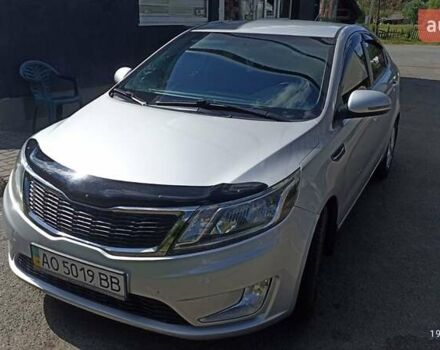 Сірий Кіа Ріо, об'ємом двигуна 1.59 л та пробігом 300 тис. км за 2200 $, фото 1 на Automoto.ua