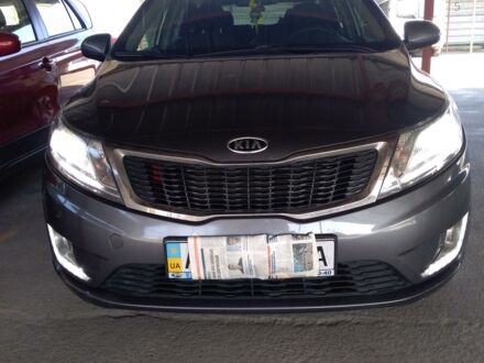 Серый Киа Рио, объемом двигателя 1.4 л и пробегом 77 тыс. км за 9500 $, фото 1 на Automoto.ua