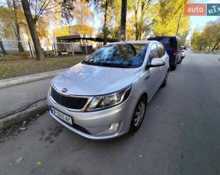 Серый Киа Рио, объемом двигателя 1.6 л и пробегом 218 тыс. км за 6500 $, фото 1 на Automoto.ua