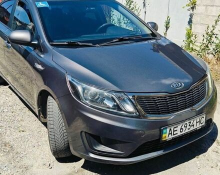 Серый Киа Рио, объемом двигателя 1.4 л и пробегом 190 тыс. км за 7000 $, фото 1 на Automoto.ua