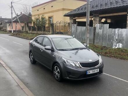 Серый Киа Рио, объемом двигателя 1.4 л и пробегом 265 тыс. км за 6200 $, фото 1 на Automoto.ua