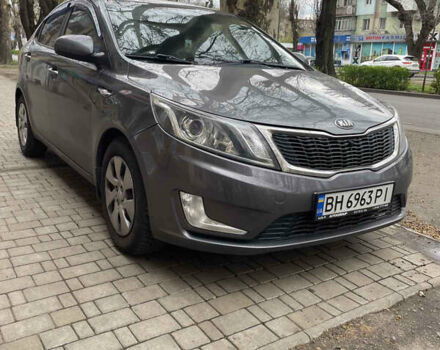 Серый Киа Рио, объемом двигателя 1.59 л и пробегом 165 тыс. км за 8000 $, фото 1 на Automoto.ua