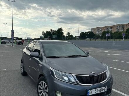 Серый Киа Рио, объемом двигателя 1.4 л и пробегом 320 тыс. км за 6300 $, фото 1 на Automoto.ua