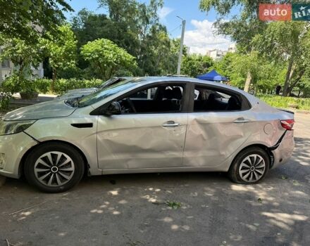 Серый Киа Рио, объемом двигателя 1.4 л и пробегом 175 тыс. км за 3500 $, фото 1 на Automoto.ua