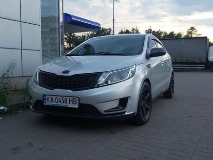 Серый Киа Рио, объемом двигателя 1.4 л и пробегом 319 тыс. км за 6500 $, фото 1 на Automoto.ua